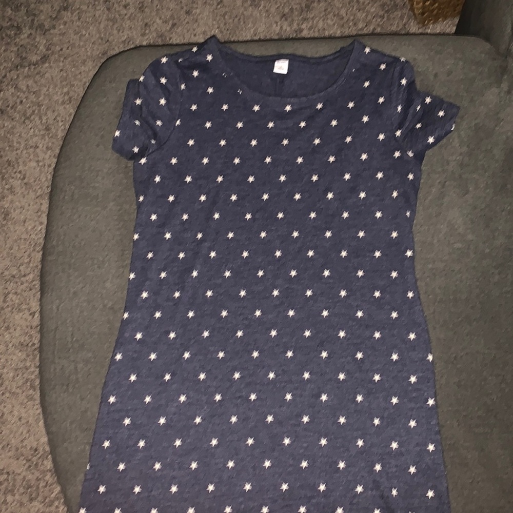 Star t shirt dress